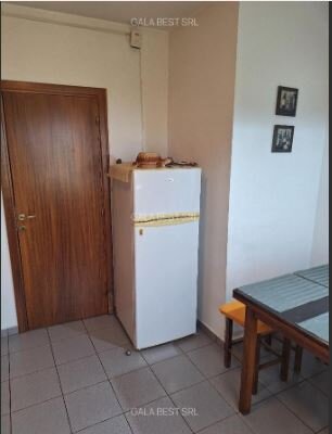 Piata Victoriei (Dr. Felix), ap.2 camere, centrala proprie, bloc 1989,