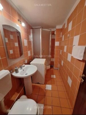 Piata Victoriei (Dr. Felix), ap.2 camere, centrala proprie, bloc 1989,