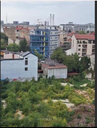 Piata Victoriei (Dr. Felix), ap.2 camere, centrala proprie, bloc 1989,